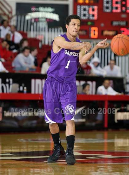 Thumbnail 3 in Garfield vs. Lawrence North (T-Mobile Invitational) photogallery.