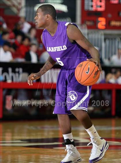 Thumbnail 2 in Garfield vs. Lawrence North (T-Mobile Invitational) photogallery.