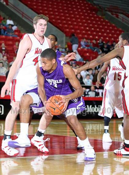Thumbnail 2 in Garfield vs. Lawrence North (T-Mobile Invitational) photogallery.