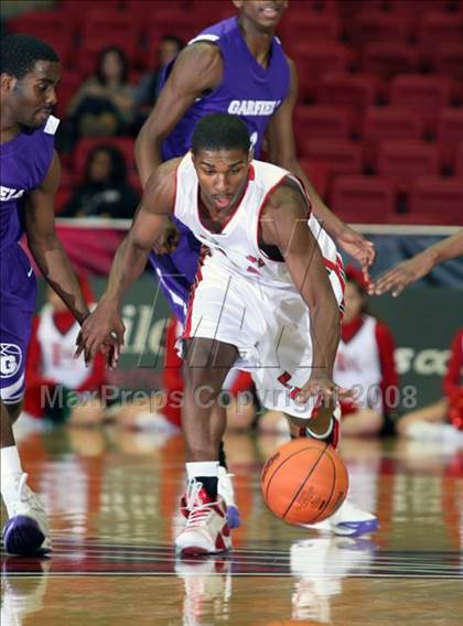 Thumbnail 3 in Garfield vs. Lawrence North (T-Mobile Invitational) photogallery.