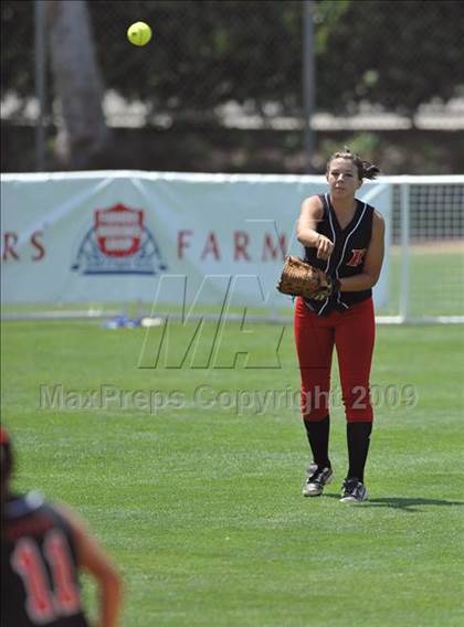 Thumbnail 3 in Rosamond vs. Hesperia Christian (CIF SS D7 Final) photogallery.