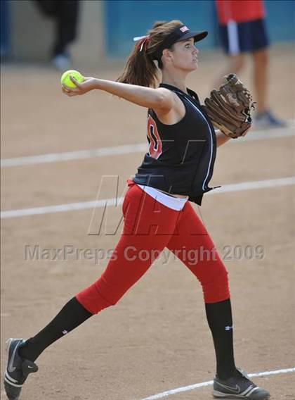 Thumbnail 3 in Rosamond vs. Hesperia Christian (CIF SS D7 Final) photogallery.