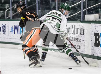 Thumbnail 2 in Lake Orion vs. Rockford photogallery.