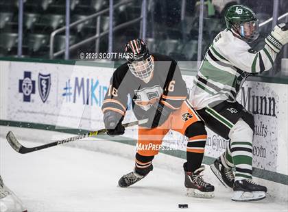 Thumbnail 3 in Lake Orion vs. Rockford photogallery.