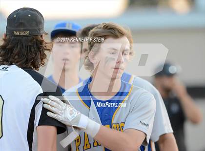 Thumbnail 2 in Berwick vs. Buckeye (LHSAA 3A Quarterfinal Playoff) photogallery.