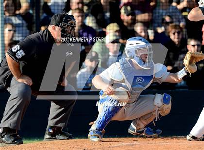 Thumbnail 3 in Berwick vs. Buckeye (LHSAA 3A Quarterfinal Playoff) photogallery.