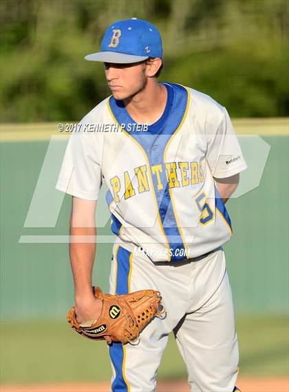 Thumbnail 3 in Berwick vs. Buckeye (LHSAA 3A Quarterfinal Playoff) photogallery.