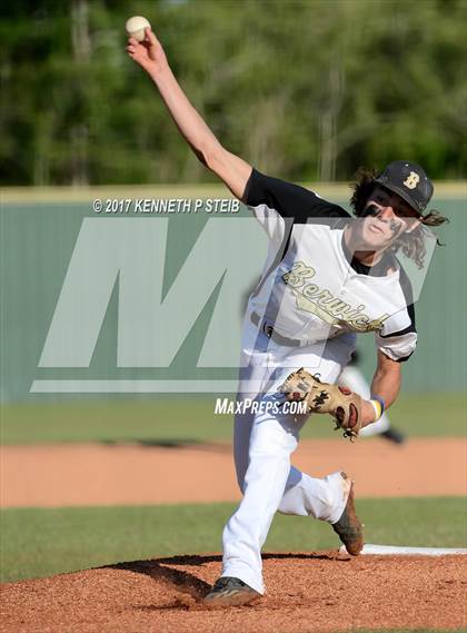 Thumbnail 1 in Berwick vs. Buckeye (LHSAA 3A Quarterfinal Playoff) photogallery.