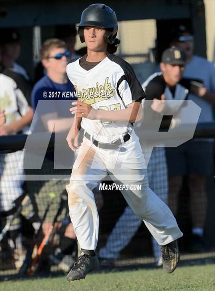 Thumbnail 2 in Berwick vs. Buckeye (LHSAA 3A Quarterfinal Playoff) photogallery.