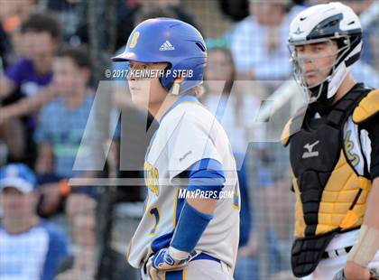 Thumbnail 3 in Berwick vs. Buckeye (LHSAA 3A Quarterfinal Playoff) photogallery.