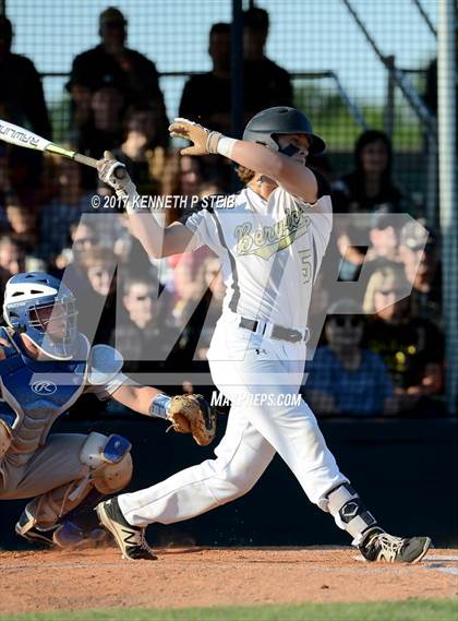 Thumbnail 2 in Berwick vs. Buckeye (LHSAA 3A Quarterfinal Playoff) photogallery.