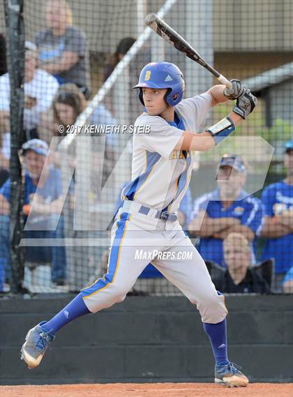 Thumbnail 3 in Berwick vs. Buckeye (LHSAA 3A Quarterfinal Playoff) photogallery.