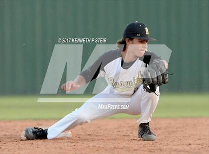 Thumbnail 2 in Berwick vs. Buckeye (LHSAA 3A Quarterfinal Playoff) photogallery.