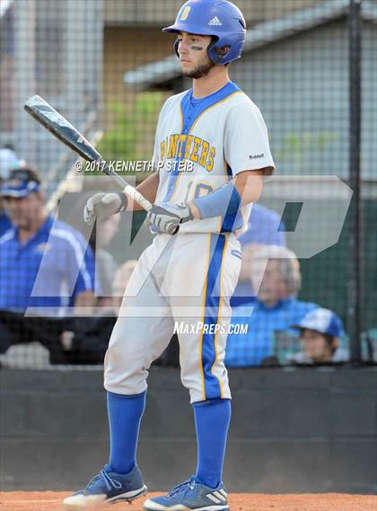 Thumbnail 3 in Berwick vs. Buckeye (LHSAA 3A Quarterfinal Playoff) photogallery.