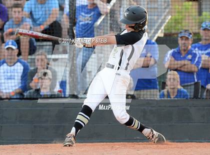 Thumbnail 3 in Berwick vs. Buckeye (LHSAA 3A Quarterfinal Playoff) photogallery.
