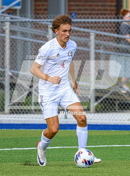 Thumbnail 2 in Danville vs Whiteland photogallery.