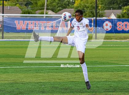Thumbnail 2 in Danville vs Whiteland photogallery.