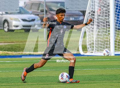 Thumbnail 3 in Danville vs Whiteland photogallery.