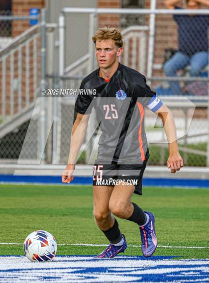 Thumbnail 3 in Danville vs Whiteland photogallery.
