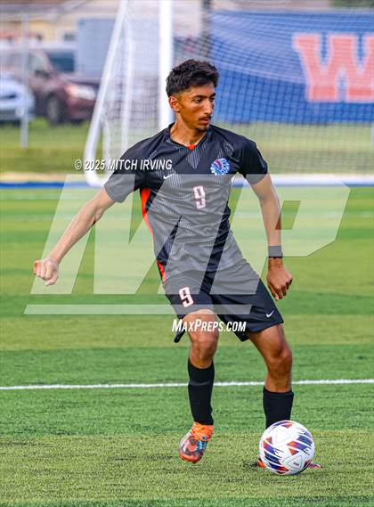 Thumbnail 2 in Danville vs Whiteland photogallery.