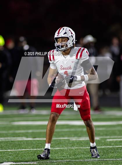 Thumbnail 2 in Millard South @ Omaha Westside (NSAA Class A Semi Final) photogallery.