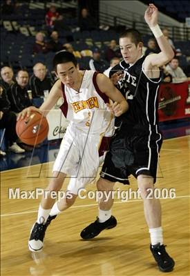 Thumbnail 3 in Servite vs. Ocean View (Nike Extravaganza) photogallery.