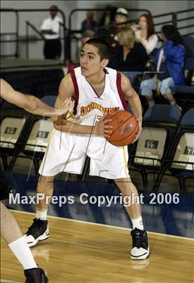 Thumbnail 1 in Servite vs. Ocean View (Nike Extravaganza) photogallery.