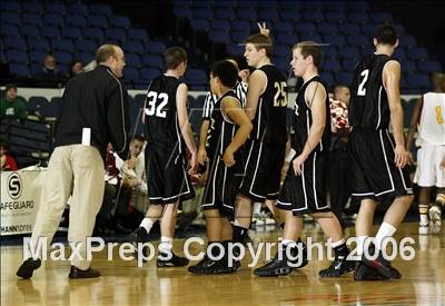 Thumbnail 1 in Servite vs. Ocean View (Nike Extravaganza) photogallery.