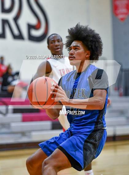 Thumbnail 2 in Cypress Creek vs Fort Bend Travis photogallery.