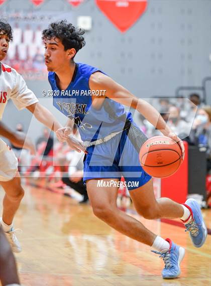 Thumbnail 1 in Cypress Creek vs Fort Bend Travis photogallery.