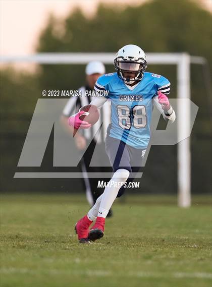 Thumbnail 2 in Bishop Grimes vs South Lewis photogallery.