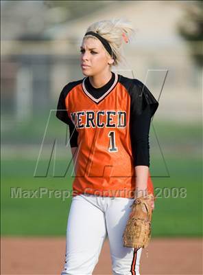 Thumbnail 2 in Merced vs. Oakdale (Ceres Tournament) photogallery.