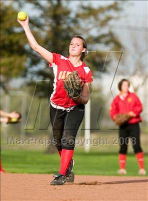 Thumbnail 2 in Merced vs. Oakdale (Ceres Tournament) photogallery.
