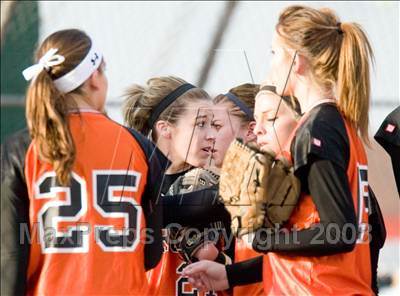 Thumbnail 3 in Merced vs. Oakdale (Ceres Tournament) photogallery.
