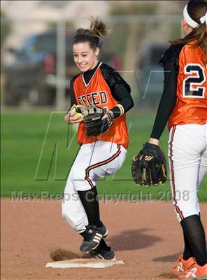 Thumbnail 1 in Merced vs. Oakdale (Ceres Tournament) photogallery.