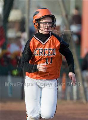 Thumbnail 2 in Merced vs. Oakdale (Ceres Tournament) photogallery.