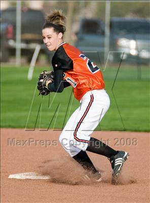 Thumbnail 2 in Merced vs. Oakdale (Ceres Tournament) photogallery.