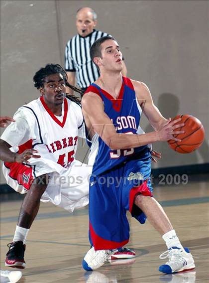 Thumbnail 1 in Folsom vs. Liberty (MaxPreps Holiday Classic) photogallery.