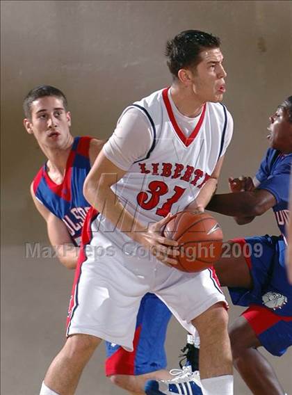 Thumbnail 3 in Folsom vs. Liberty (MaxPreps Holiday Classic) photogallery.