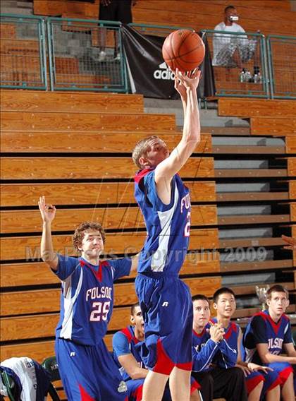Thumbnail 1 in Folsom vs. Liberty (MaxPreps Holiday Classic) photogallery.