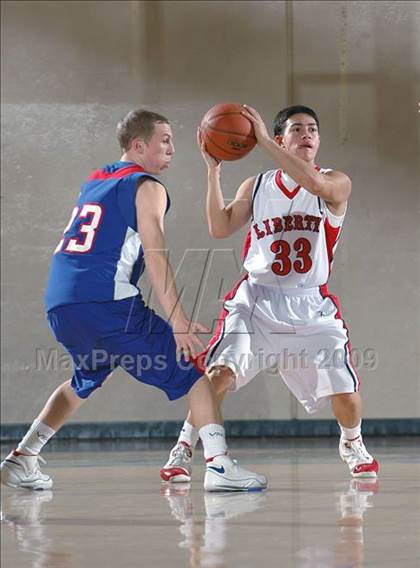 Thumbnail 2 in Folsom vs. Liberty (MaxPreps Holiday Classic) photogallery.
