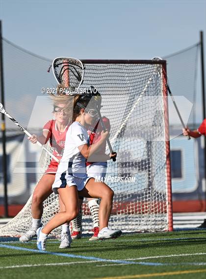 Thumbnail 2 in Regis Jesuit @ Valor Christian photogallery.