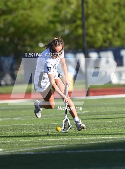 Thumbnail 2 in Regis Jesuit @ Valor Christian photogallery.