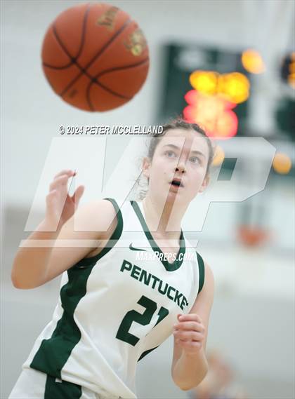 Thumbnail 2 in Hamilton-Wenham Regional @ Pentucket Regional photogallery.