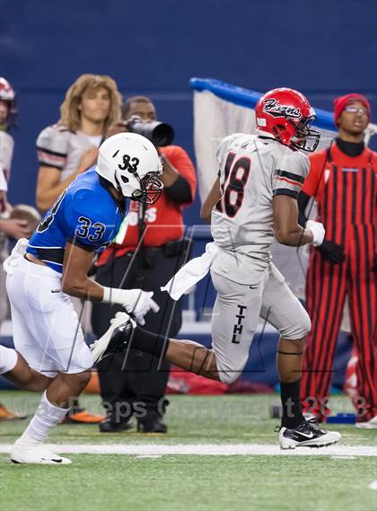 Thumbnail 3 in Hebron vs. Cedar Hill (UIL 5A D2 Area Playoff) photogallery.