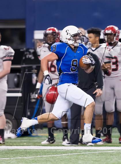 Thumbnail 3 in Hebron vs. Cedar Hill (UIL 5A D2 Area Playoff) photogallery.