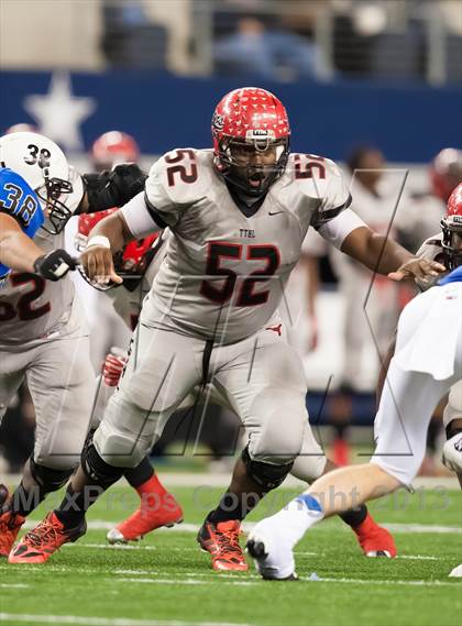 Thumbnail 2 in Hebron vs. Cedar Hill (UIL 5A D2 Area Playoff) photogallery.