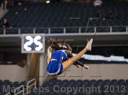 Thumbnail 3 in Hebron vs. Cedar Hill (UIL 5A D2 Area Playoff) photogallery.