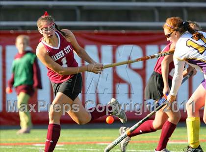 Thumbnail 1 in Garden City vs. Sayville (Class B Long Island Final)  photogallery.