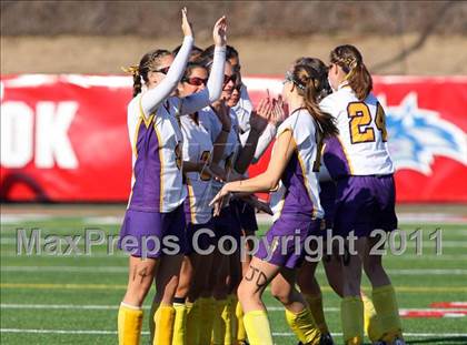 Thumbnail 3 in Garden City vs. Sayville (Class B Long Island Final)  photogallery.